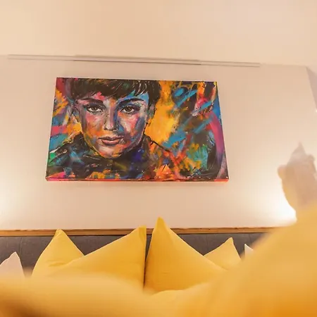Art Апартаменти Нойштіфт-ім-Штубайталь